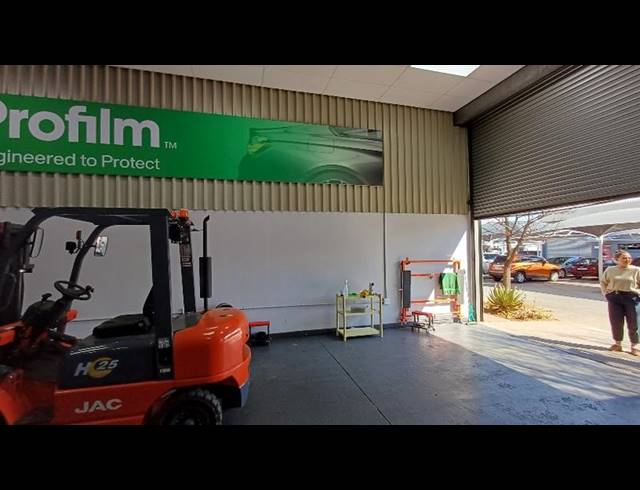 INDUSTRIAL PROPERTY TO RENT IN LYTTELTON MANOR